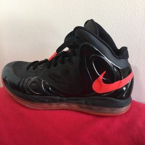 AIR MAX HYPERPOSITE 'BLACK CRIMSON' men’s size 8